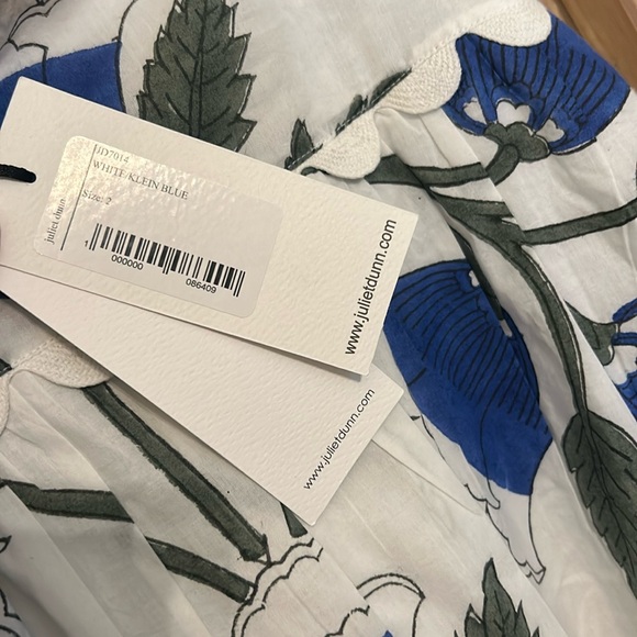 JULIET DUNN

White and Klein Blue Baby Doll Dress with Bellflower Block Print - Picture 7 of 11